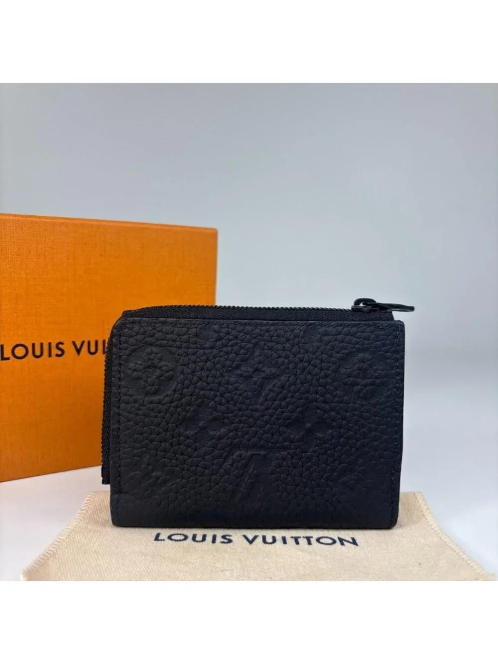 Louis Vuitton Portefeuille Pilot Trifold Wallet Taurillon